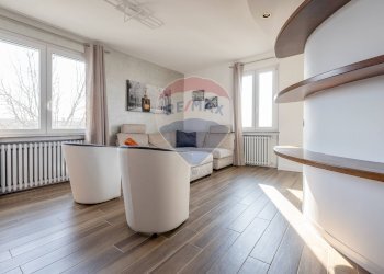 Soggiorno - Trilocale Via Trento
 
5, Somma Lombardo - foto 9