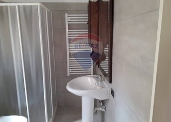 Bagno - Monolocale via vittorio veneto
 
22 A, Golasecca - foto 6