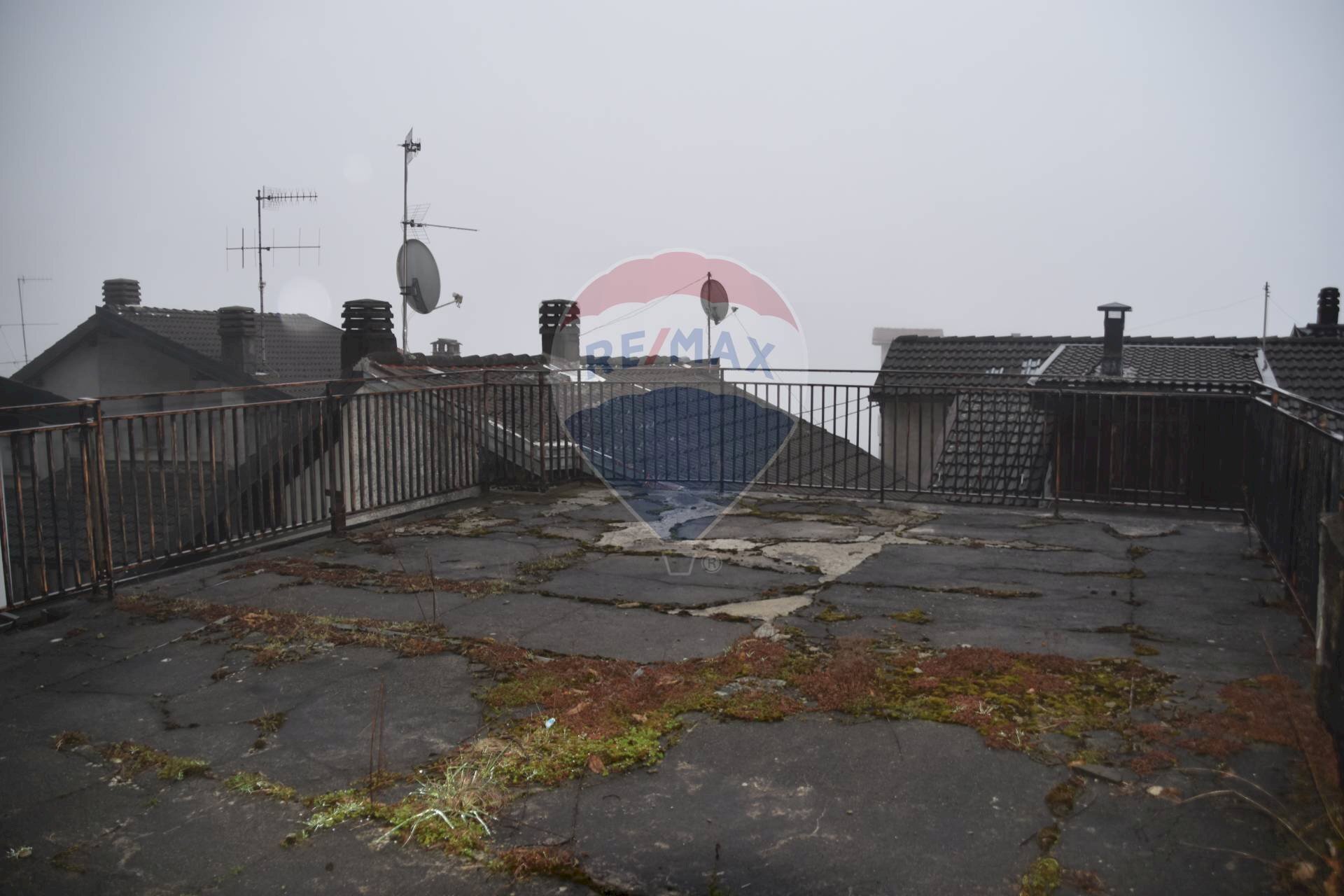 Edificio all\'aperto - Casa indipendente FRAZIONE ARMIO
1, Maccagno con Pino e Veddasca - foto 2