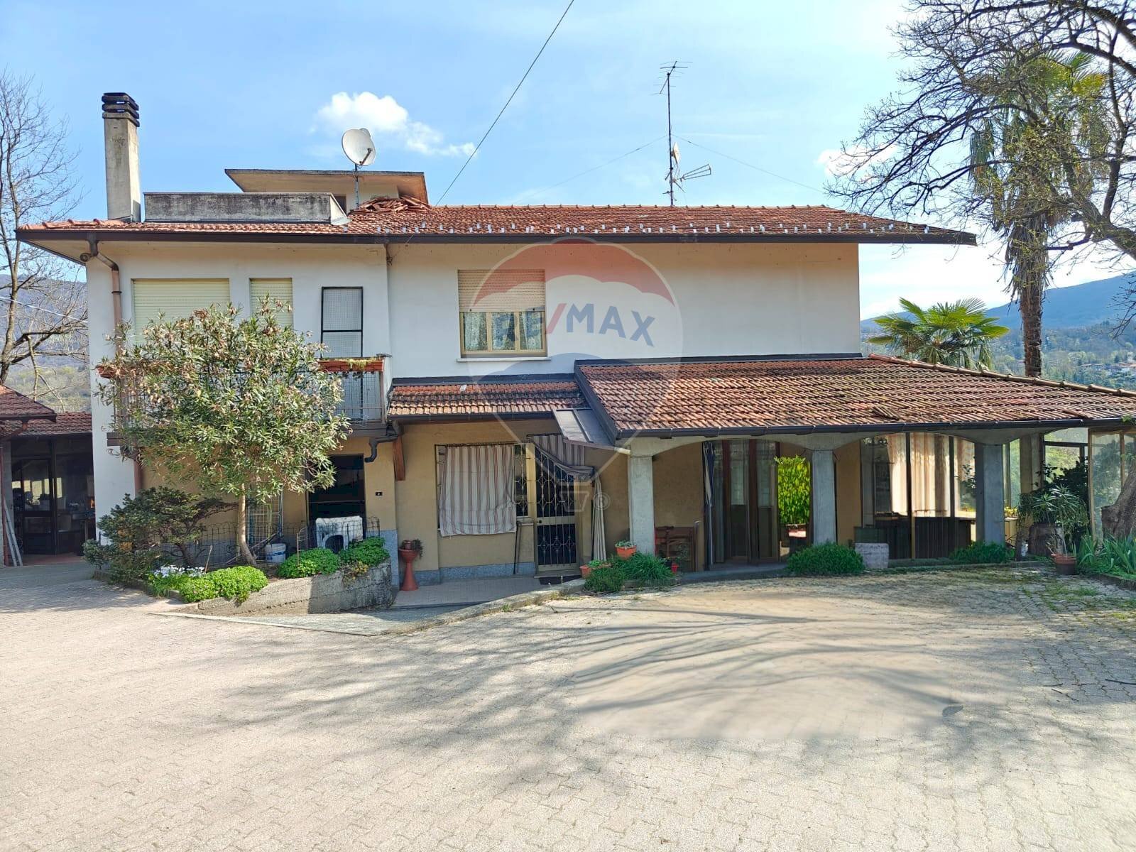 Casa all\'aperto - Independent house Via Campi Lunghi
 
440, Cassano Valcuvia - photo 1