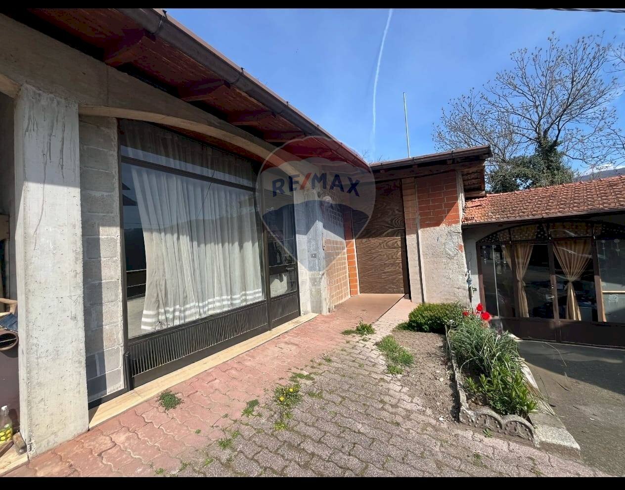 Casa all\'aperto - Independent house Via Campi Lunghi
 
440, Cassano Valcuvia - photo 2