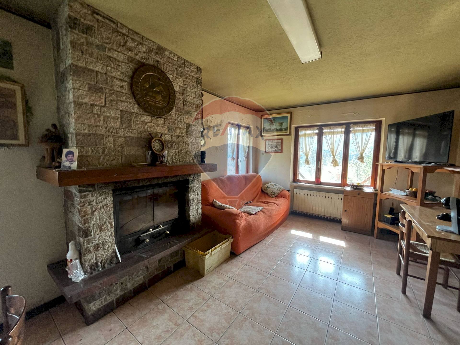 Soggiorno - Independent house Via Campi Lunghi
 
440, Cassano Valcuvia - photo 3