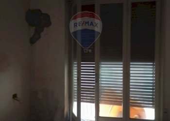 Soggiorno - Bilocale Travedona-Monate - foto 5