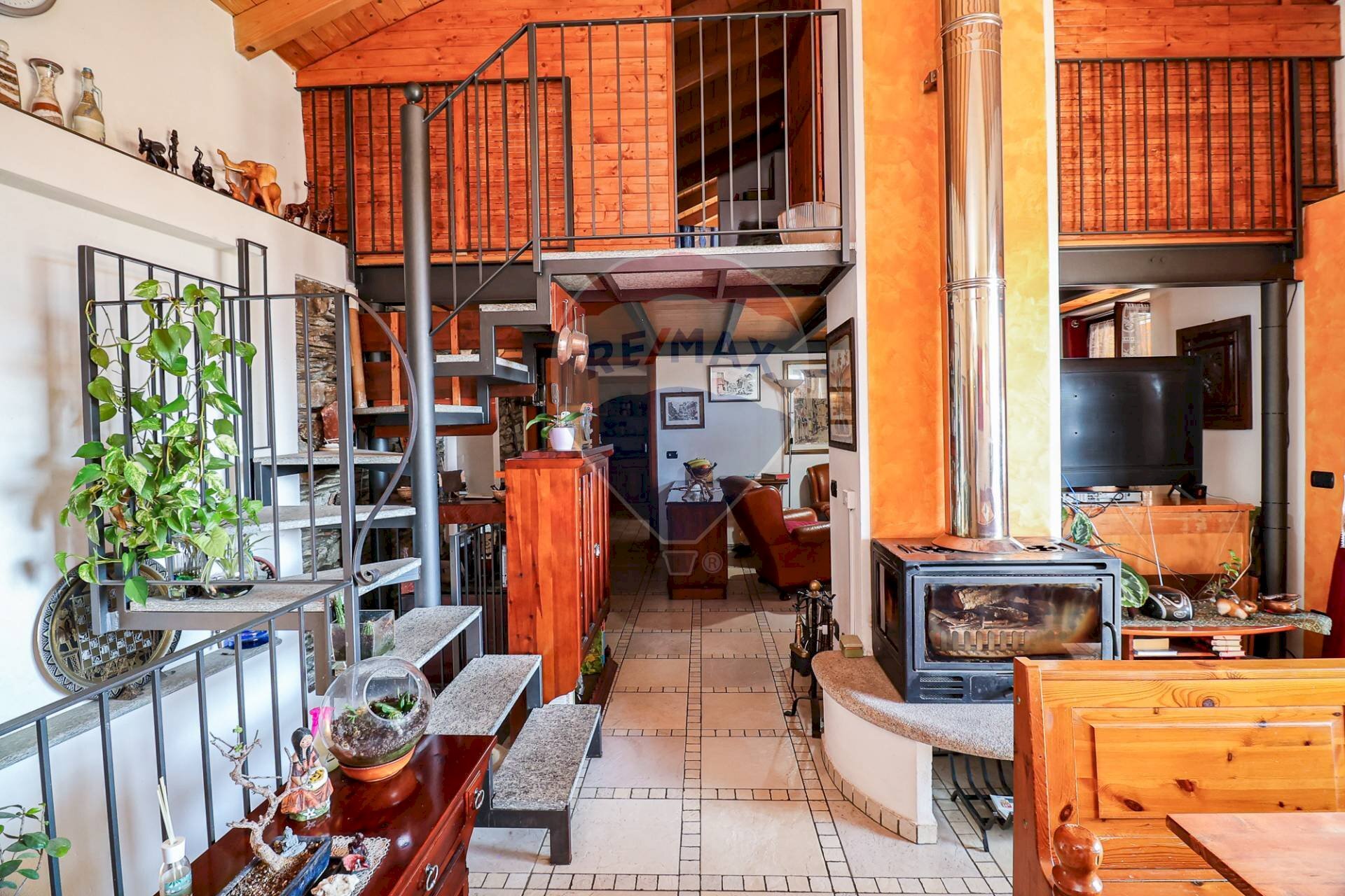 Dispensa di stoccaggio - Semi-detached house Vicolo Stretto
5, Montegrino Valtravaglia - photo 3