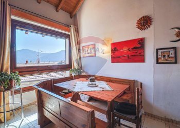 Sala da pranzo - Casa semi indipendente Vicolo Stretto
 
5, Montegrino Valtravaglia - foto 4