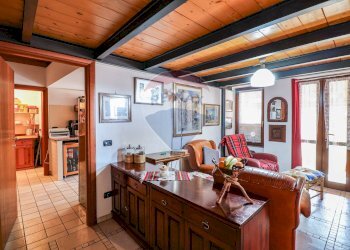 Soggiorno - Casa semi indipendente Vicolo Stretto
 
5, Montegrino Valtravaglia - foto 6