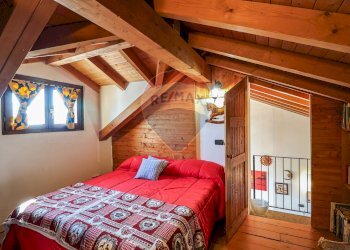 Camera / camera da letto - Casa semi indipendente Vicolo Stretto
 
5, Montegrino Valtravaglia - foto 15