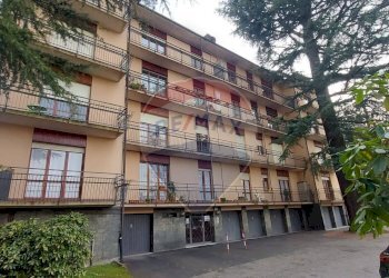 Edificio all\'aperto - Trilocale Via Francesco Albani
 
95, Varese - foto 1