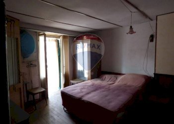 Camera / camera da letto - Casa semi indipendente via Engolini, Agra - foto 9