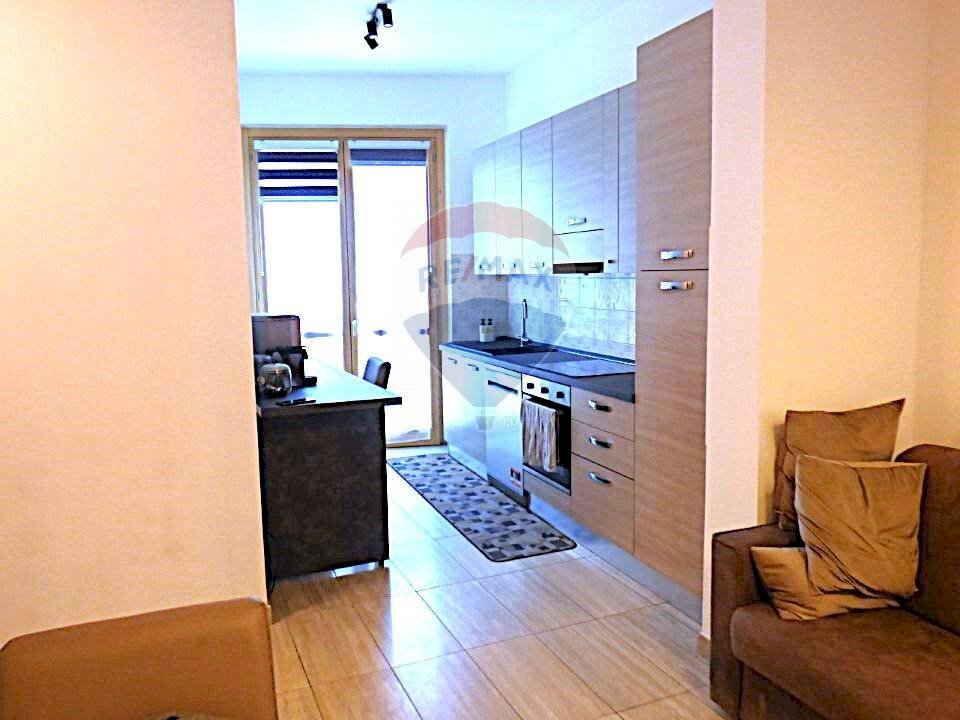 Cucina - Bilocale Via Mario Davi
 
33, Travedona-Monate - foto 3