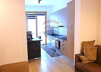 Cucina - Bilocale Via Mario Davi
 
33, Travedona-Monate - foto 3