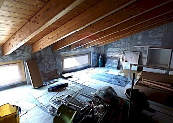 Soggiorno - Bilocale Via Mario Davi
 
33, Travedona-Monate - foto 13