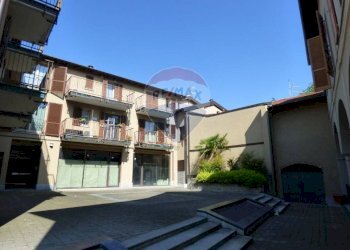 Edificio all\'aperto - Bilocale Via Mario Davi
 
33, Travedona-Monate - foto 19