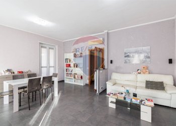 Sala da pranzo - Trilocale Via Capo Rossello
 
5, Roma - foto 3