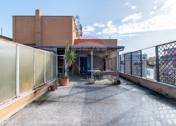 Terrazza - Trilocale Via Capo Rossello
 
5, Roma - foto 7