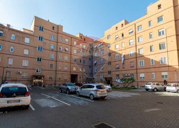 Edificio all\'aperto - Trilocale Via Capo Rossello
 
5, Roma - foto 21