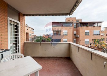 Balcone - Trilocale Via Viner
 
156, Roma - foto 6