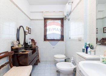 Bagno - Trilocale Via Viner
 
156, Roma - foto 16