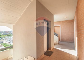 Terrazza - Bilocale Via Corato
 
16, Roma - foto 6