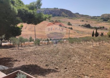 Vista delle montagne - Villa c.da Pontillo
 
snc, Santa Ninfa - photo 21