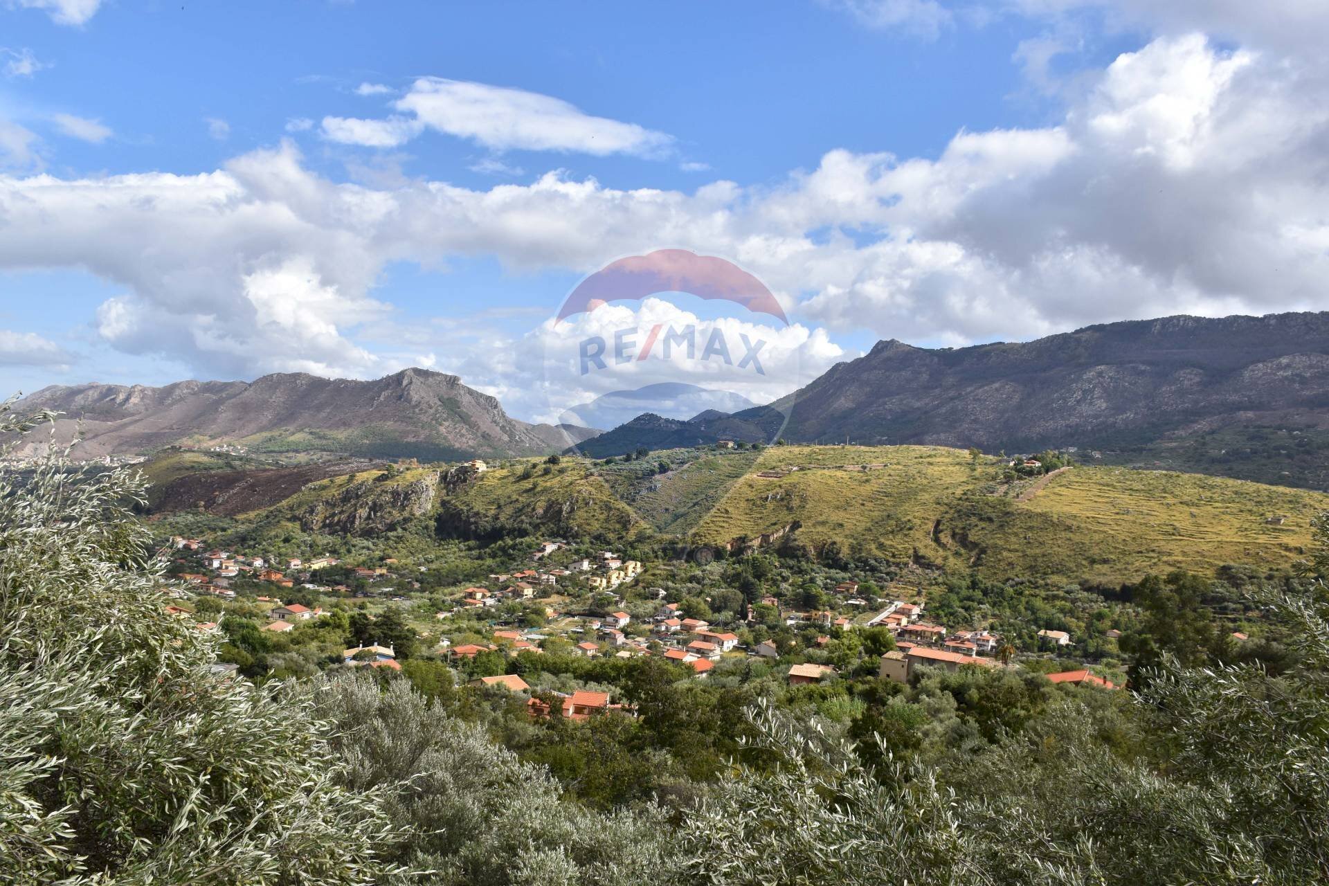 Vista delle montagne - Terreno edificabile Via esterna Spartiviolo
 
snc, Monreale - foto 1