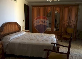 Camera / camera da letto - Casa indipendente via castello
 
44, Gangi - foto 7