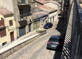 Edificio all\'aperto - Casa indipendente via castello
 
44, Gangi - foto 16