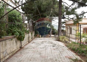 Giardino - Villa Contrada Accia Petrusa
 
snc, Misilmeri - photo 34