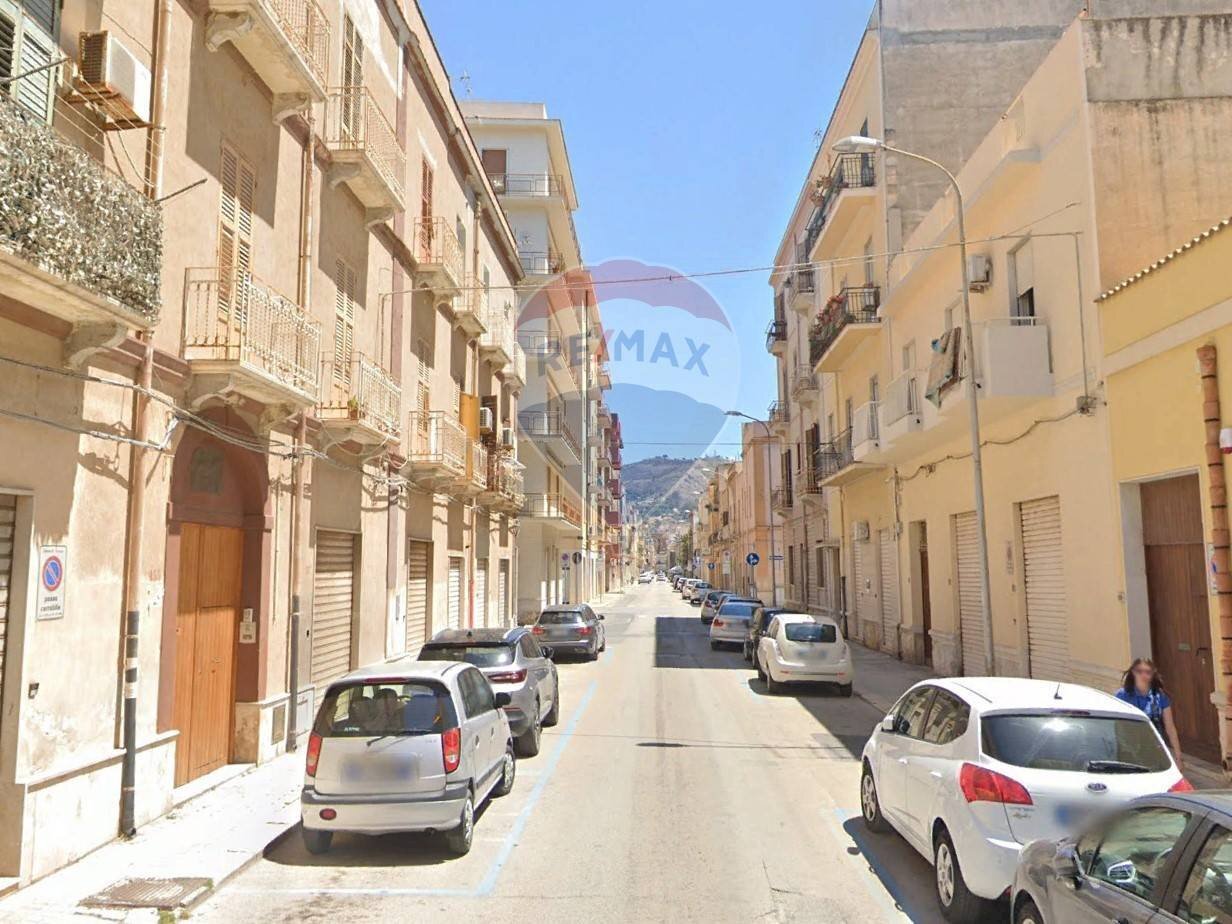 strada - Commercial Premises Via Livio Bassi
 
157/159, Trapani - photo 3