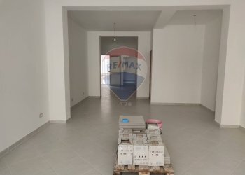 Stanza vuota - Commercial Premises Via Livio Bassi
 
157/159, Trapani - photo 8