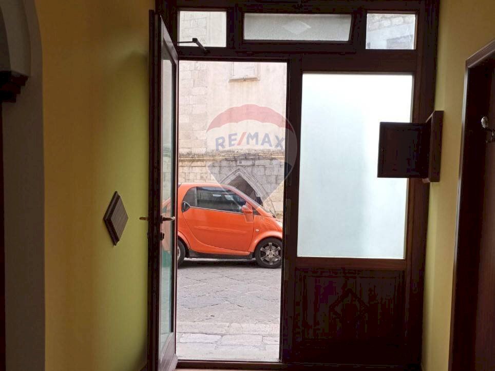 Camera / camera da letto - Locale Commerciale C.so Paolo Agliata
 
121, Petralia Sottana - foto 3