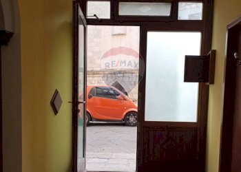 Camera / camera da letto - Locale Commerciale C.so Paolo Agliata
 
121, Petralia Sottana - foto 3