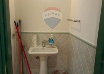 Bagno - Locale Commerciale C.so Paolo Agliata
 
121, Petralia Sottana - foto 13