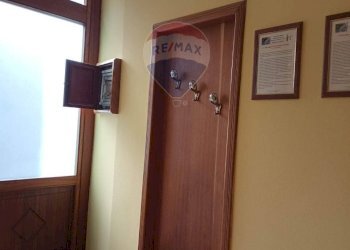 Camera / camera da letto - Locale Commerciale C.so Paolo Agliata
 
121, Petralia Sottana - foto 15