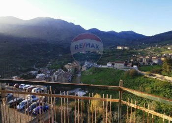 vista - Appartamento Via Duomo
 
29, Petralia Sottana - foto 2