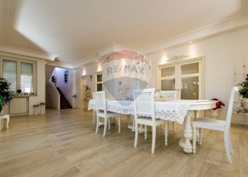 Sala da pranzo - Villa CONTRADA POZZILLO, Cinisi - photo 7