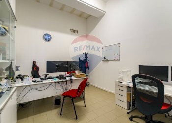 Ufficio - Magazzino Via Eduardo Calandra
 
snc, Palermo - foto 9