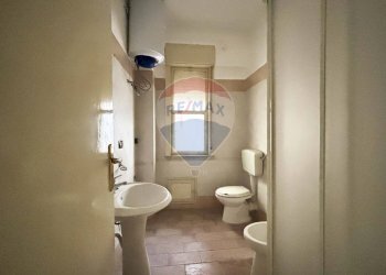 Bagno - Four-room apartment Via Aldo Moro
 
36, Monreale - photo 12