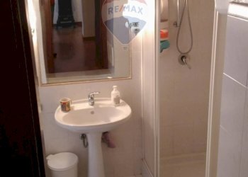 Bagno - Casa indipendente via Giuseppe Garibaldi
 
258, Petralia Sottana - foto 15