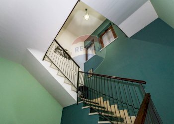 Vano scala - Appartamento Corso Mazzini
 
154, Castellana Sicula - foto 13