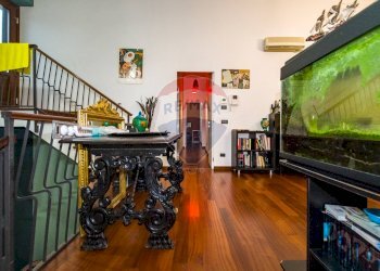 Living - Appartamento Corso Mazzini
 
154, Castellana Sicula - foto 14