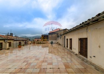 Terrazzo - Appartamento Corso Mazzini
 
154, Castellana Sicula - foto 23