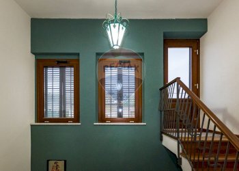 Accesso terrazzo - Appartamento Corso Mazzini
 
154, Castellana Sicula - foto 33