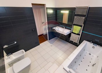 Bagno - Appartamento Corso Mazzini
 
154, Castellana Sicula - foto 34