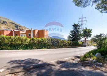 Edificio all\'aperto - Terreno agricolo Via Castellana, Palermo - foto 1