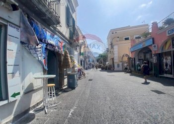 Edificio all\'aperto - Bilocale Via San Giovanni
 
6, Forio - foto 4