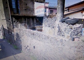 Edificio all\'aperto - Casa indipendente Via Arciprete Salvatore Leonardi
 
40, Giarre - foto 6