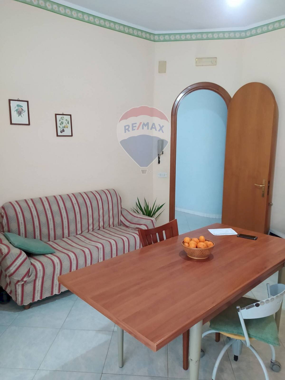 Sala da pranzo - Apartment VIA EDMONDO DE AMICIS
 
63, Paterno - photo 3