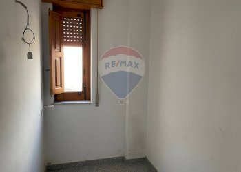 Stanza vuota - Quadrilocale VIA DEI VOLTAIRE
 
SN, Adrano - foto 20