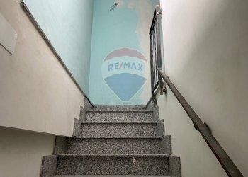 Scale - Quadrilocale VIA DEI VOLTAIRE
 
SN, Adrano - foto 15